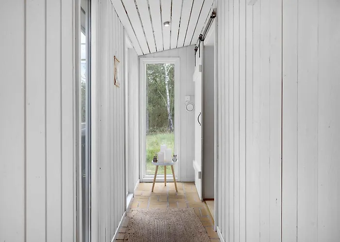 Charming & Lovely Forest House Hadsund
